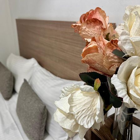 Yvn Tumanyan Apart-Hotel Jerevan Eksteriør billede
