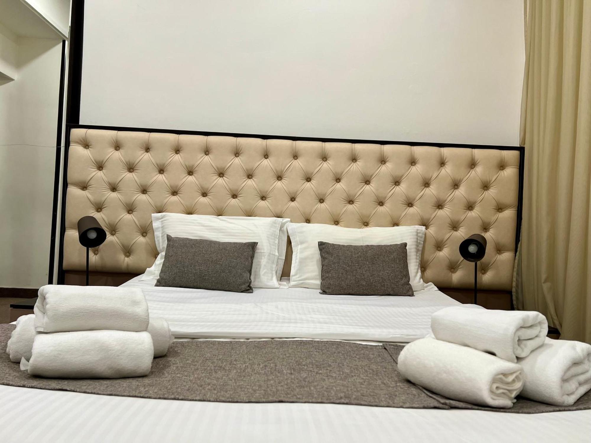 Yvn Tumanyan Apart-Hotel Jerevan Eksteriør billede